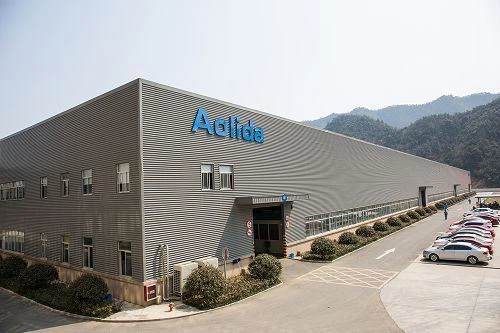 202005281912171e129efa6a204297b5ab611da4dd803e